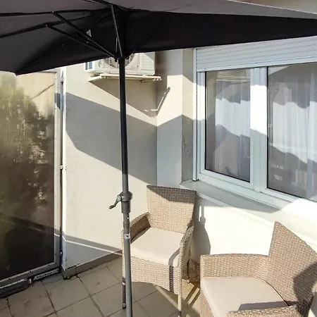 Filinhome Papa 6 Apartamento Novi Sad